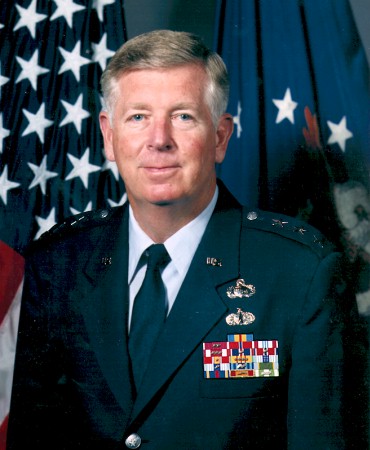 Kenneth A. Minihan, Direktor der NSA Kenneth A. Minihan, Direktor der NSA